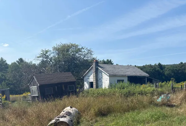 $299,900 | 8 Skyline Road, Newport, NH 03773