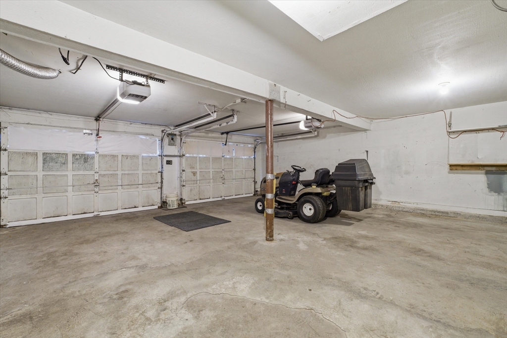 21 Newhill Road Methuen, MA 01844 - Photo 29 of 37