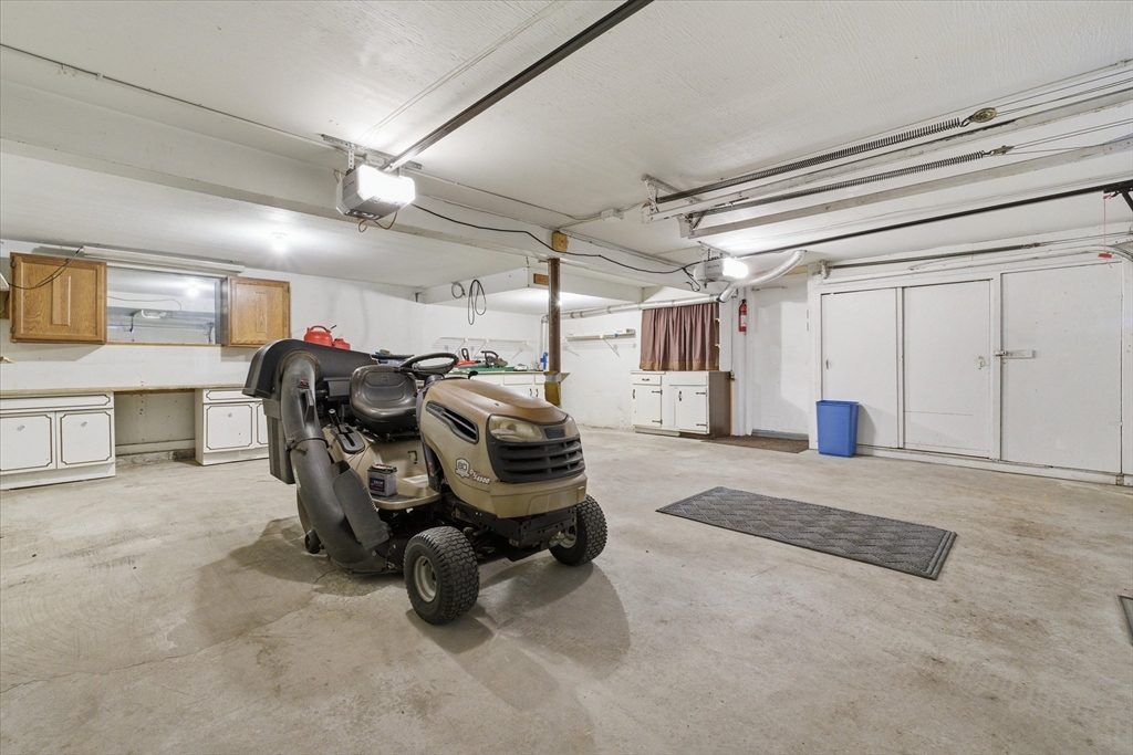 21 Newhill Road Methuen, MA 01844 - Photo 30 of 37