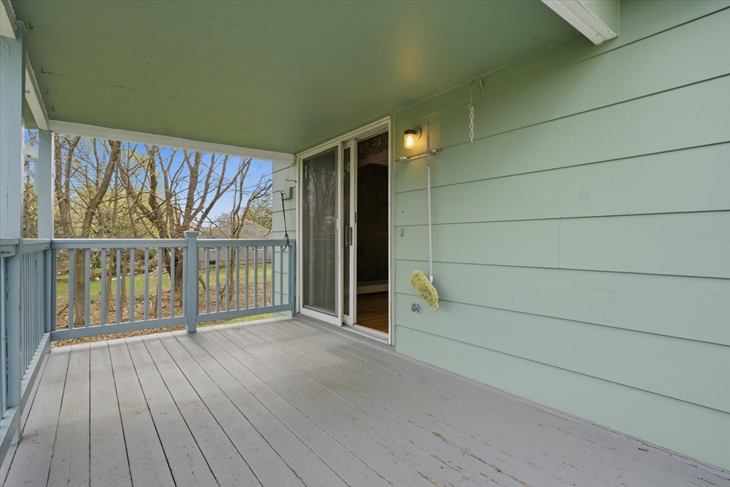 21 Newhill Road Methuen, MA 01844 - Photo 32 of 37