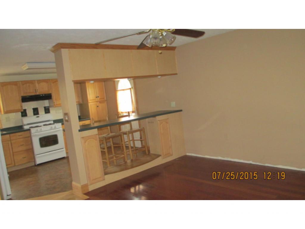 35 Hassel Brook Road Nashua, NH 03060 - Photo 8 of 21