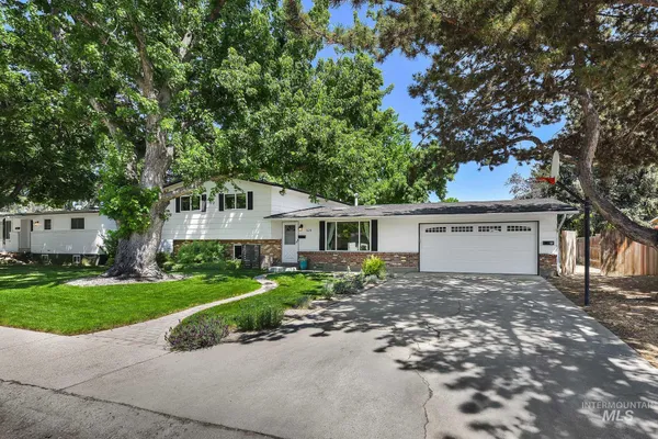 $614,500 | 624 Lawrence Avenue, Boise, ID 83709