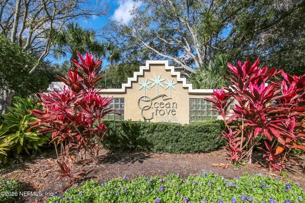 $2,400 | 11 Arbor Club Drive, Unit 214, Palm Valley, FL 32082