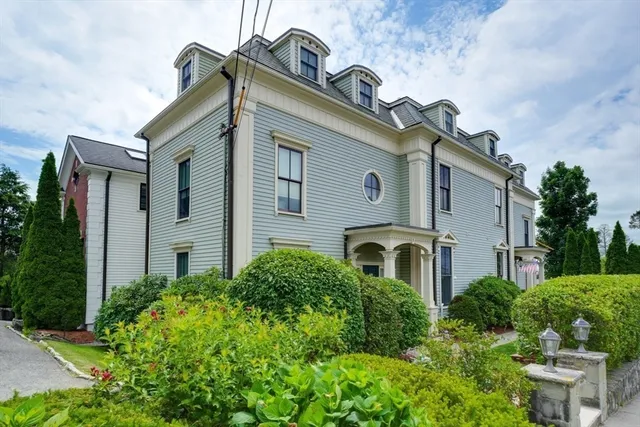 $1,199,000 | 5 Chapman Street, Unit 5, Watertown, MA 02472