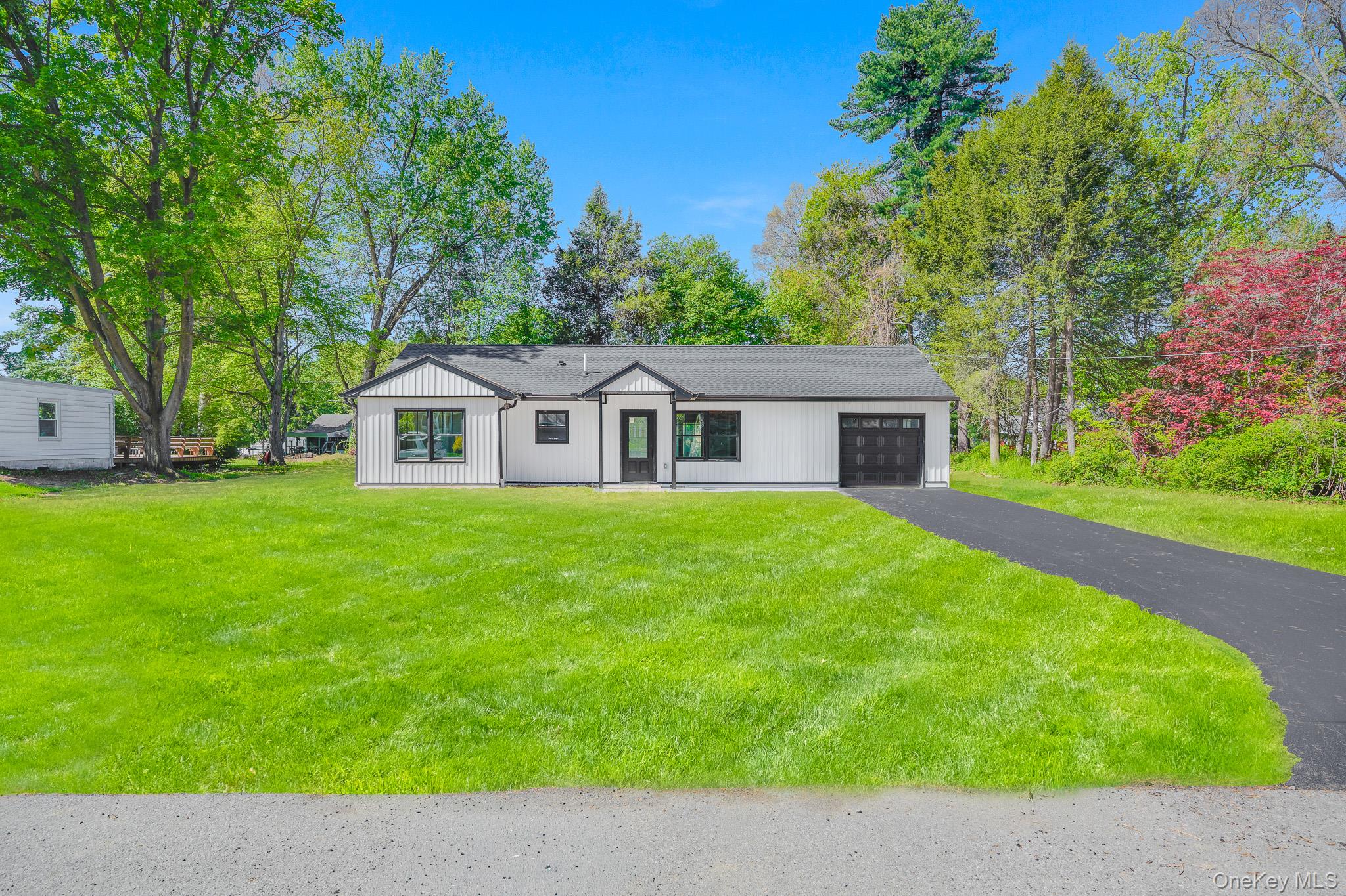 10 Rowley Road Poughkeepsie, NY 12601 - Photo 1 of 21