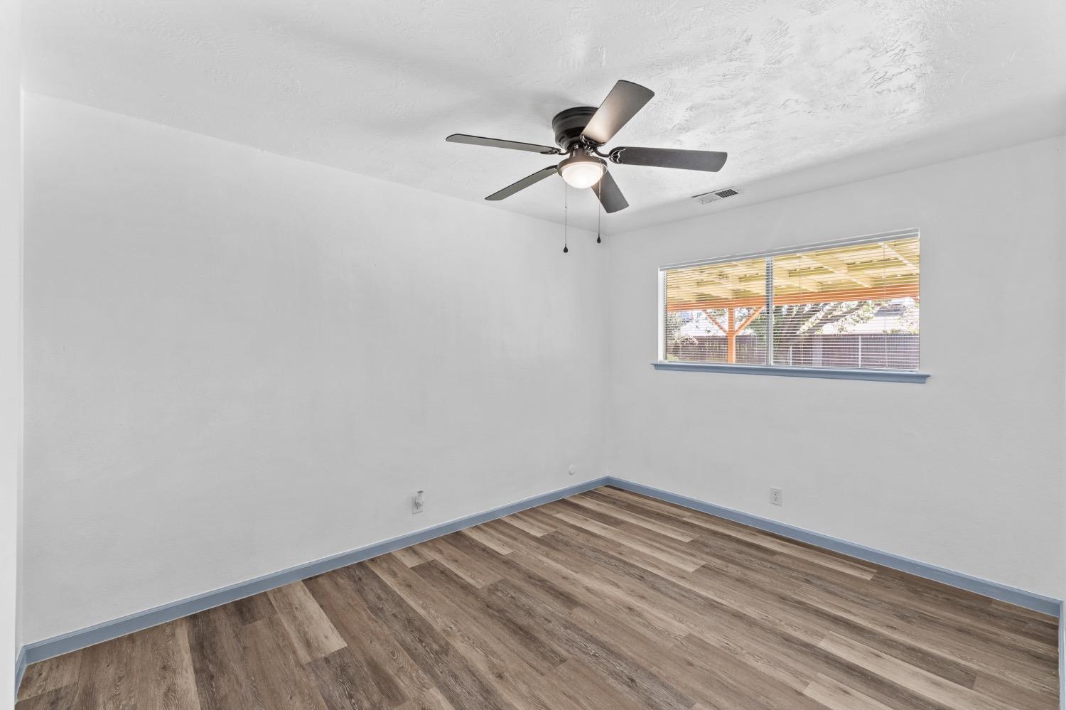 619 Meadow Lane Lemoore, CA 93245 - Photo 29 of 43