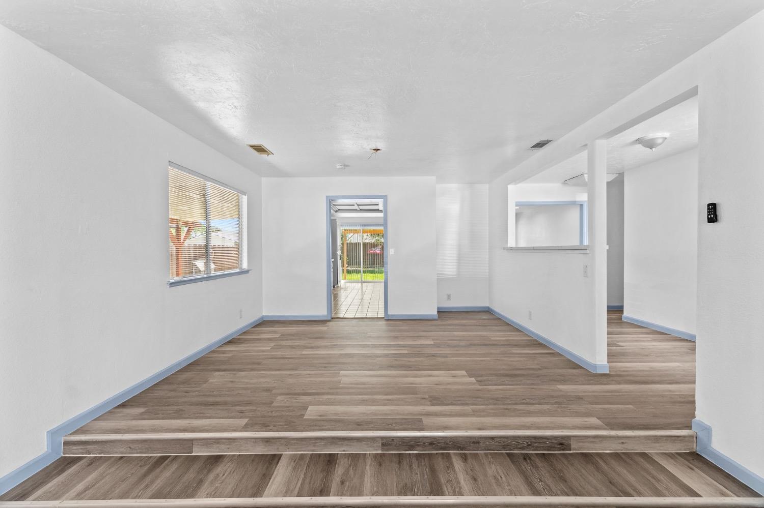 619 Meadow Lane Lemoore, CA 93245 - Photo 8 of 43