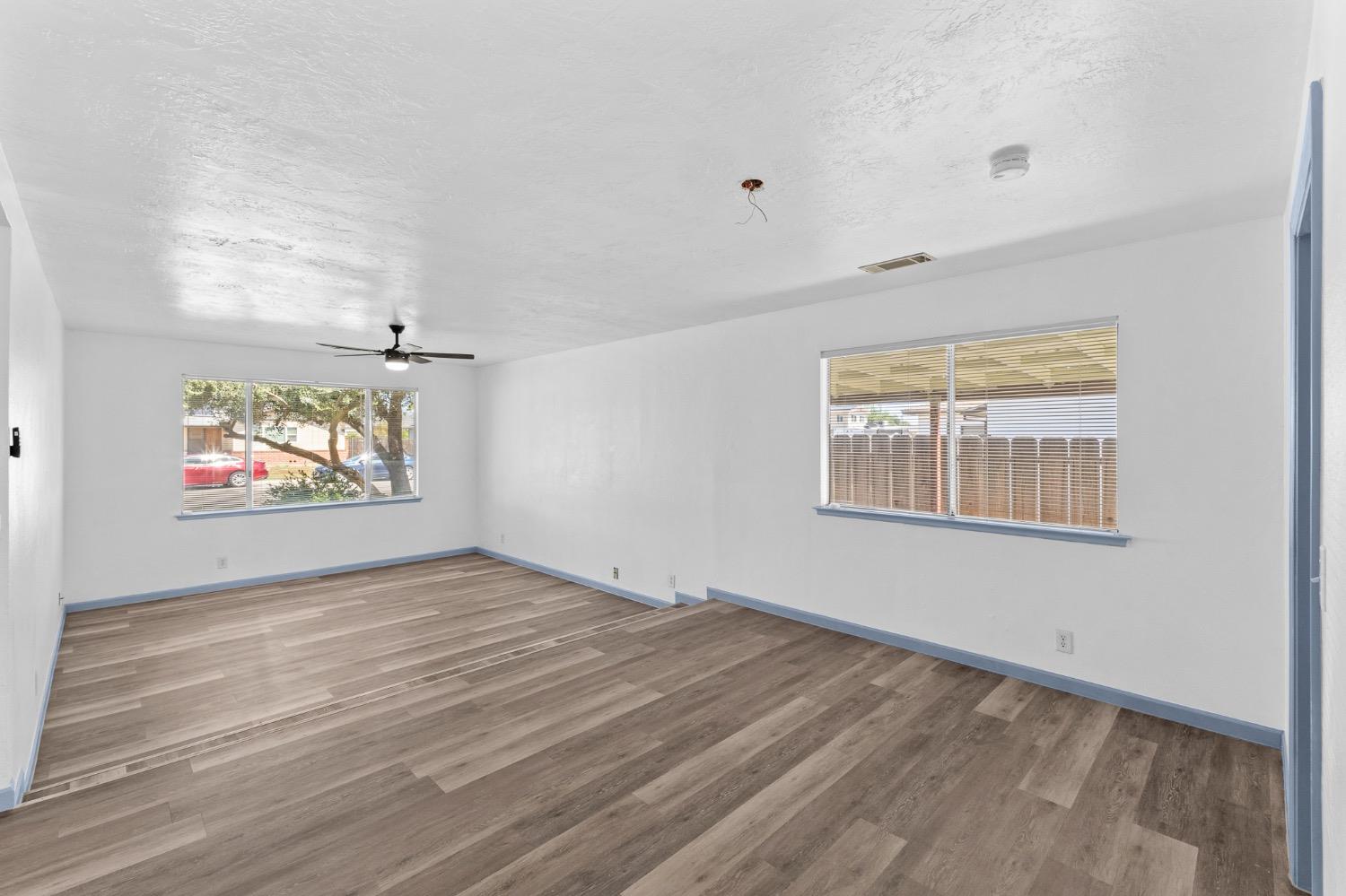 619 Meadow Lane Lemoore, CA 93245 - Photo 10 of 43