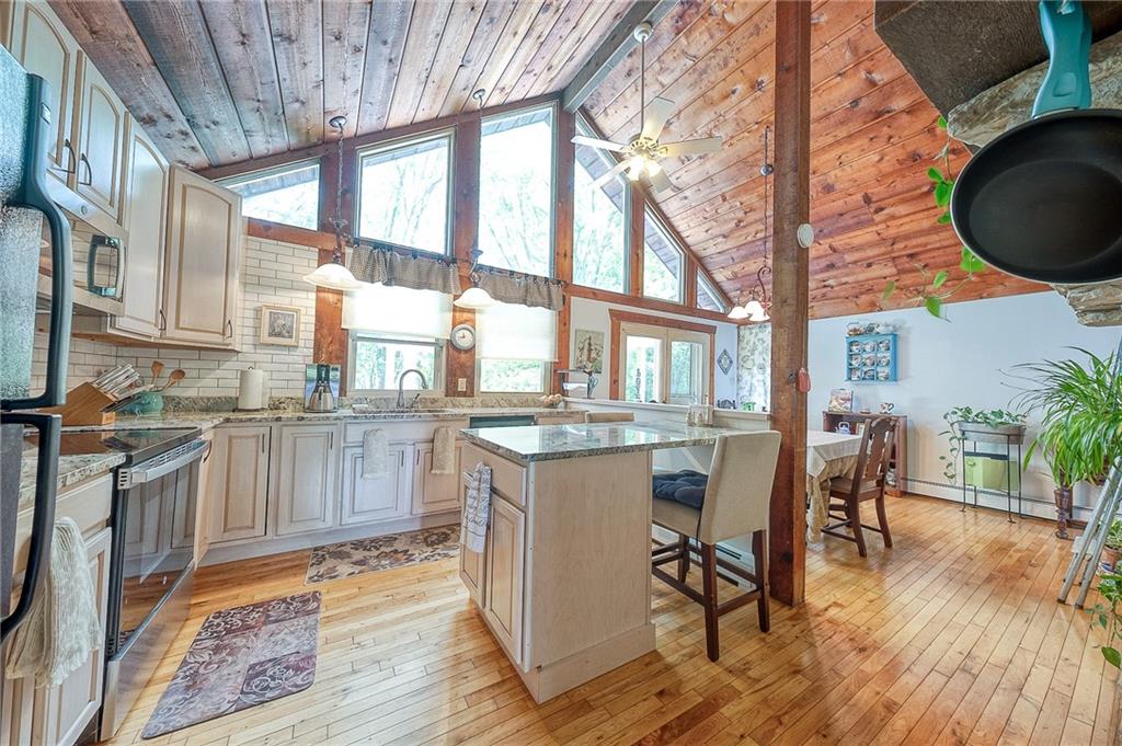 214 Labash Lane Rostraver Township, PA 15012 - Photo 4 of 41 Gallery Image 4