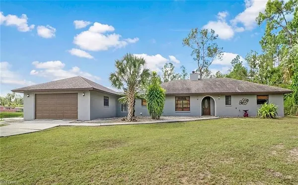$589,000 | 1130 Golden Gate Boulevard East, Naples, FL 34120