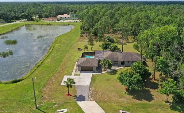 $589,000 | 1130 Golden Gate Boulevard East, Naples, FL 34120