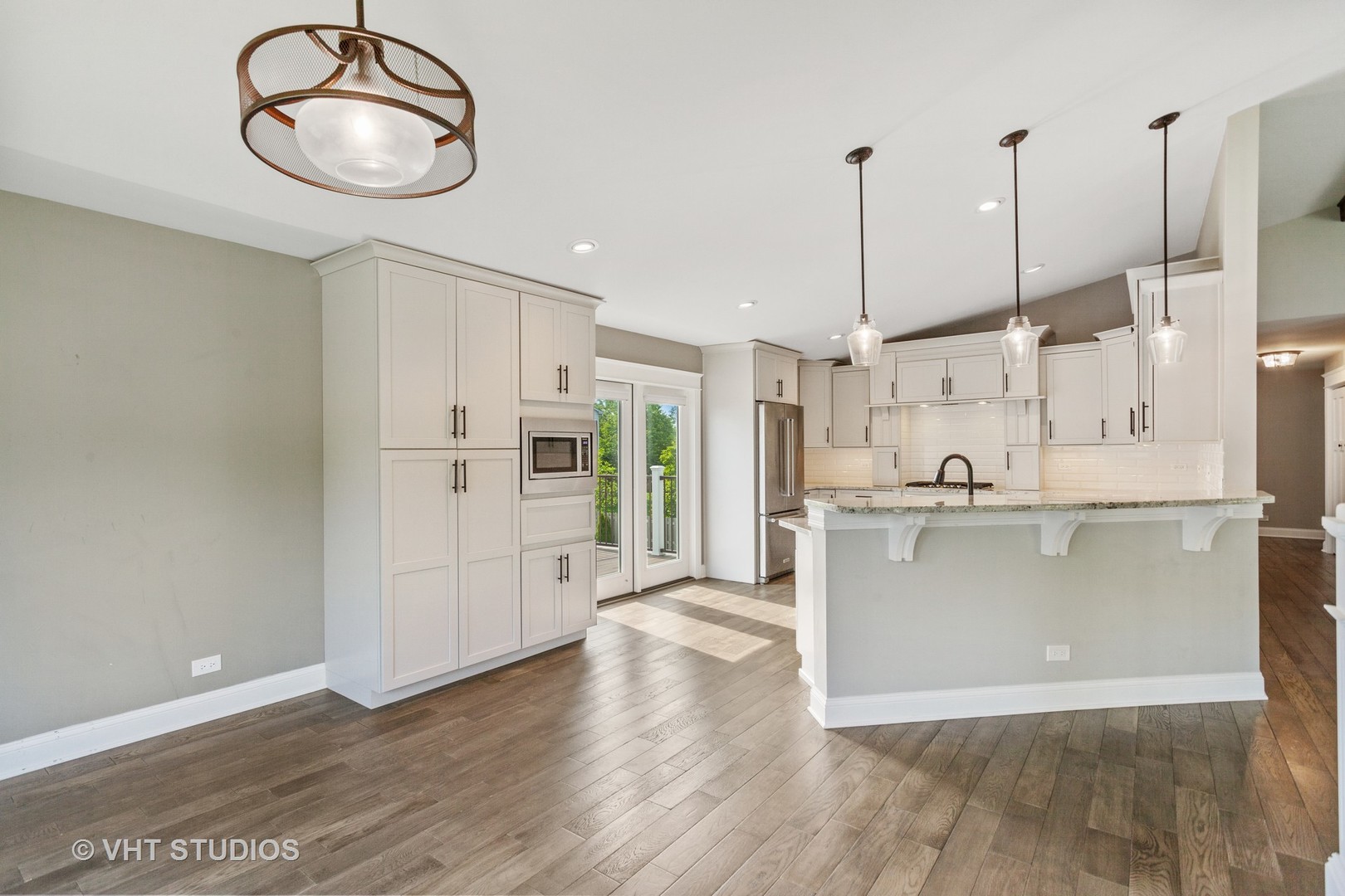 6 Bent Tree Court Bolingbrook, IL 60440 - Photo 8 of 13