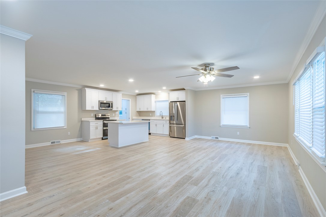 406 Moultrie Square Anderson, SC 29621 - Photo 7 of 36