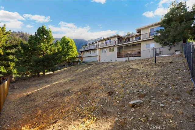 $699,000 | 5495 Summit Drive, Wrightwood, CA 92397