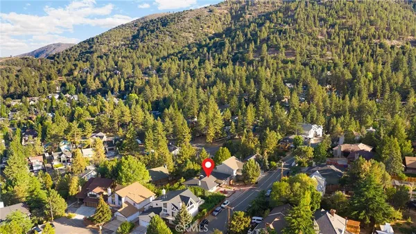 $699,000 | 5495 Summit Drive, Wrightwood, CA 92397
