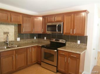 11949 Randy Drive St. Louis, MO 63141 - Photo 2 of 22