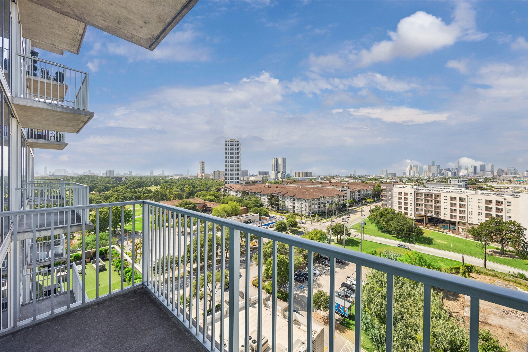 5925 Almeda Road, Unit 11011 Houston, TX 77004 - Photo 19 of 24 Another view