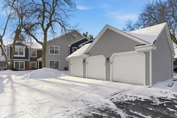 $230,000 | 7555 West 110th Street, Bloomington, MN 55438