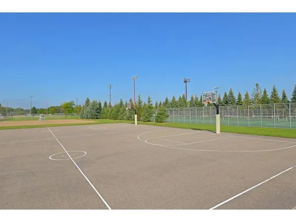 $230,000 | 7555 West 110th Street, Bloomington, MN 55438