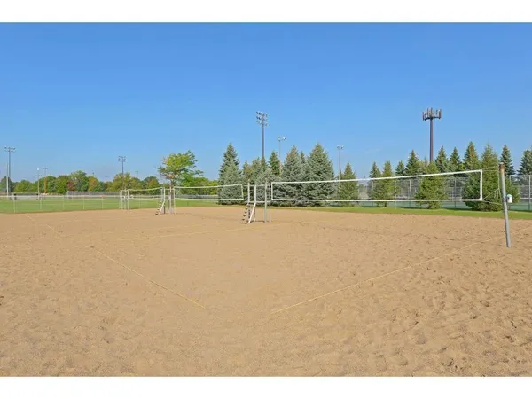 $230,000 | 7555 West 110th Street, Bloomington, MN 55438