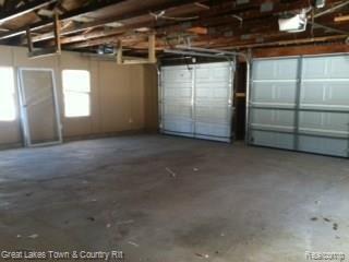 1040 Lake Nepessing Road Lapeer, MI 48446 - Photo 15 of 20 Garage interior.jpg