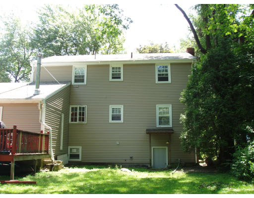 23 Clark Road Peabody, MA 01960 - Photo 17 of 18 Gallery Image 17