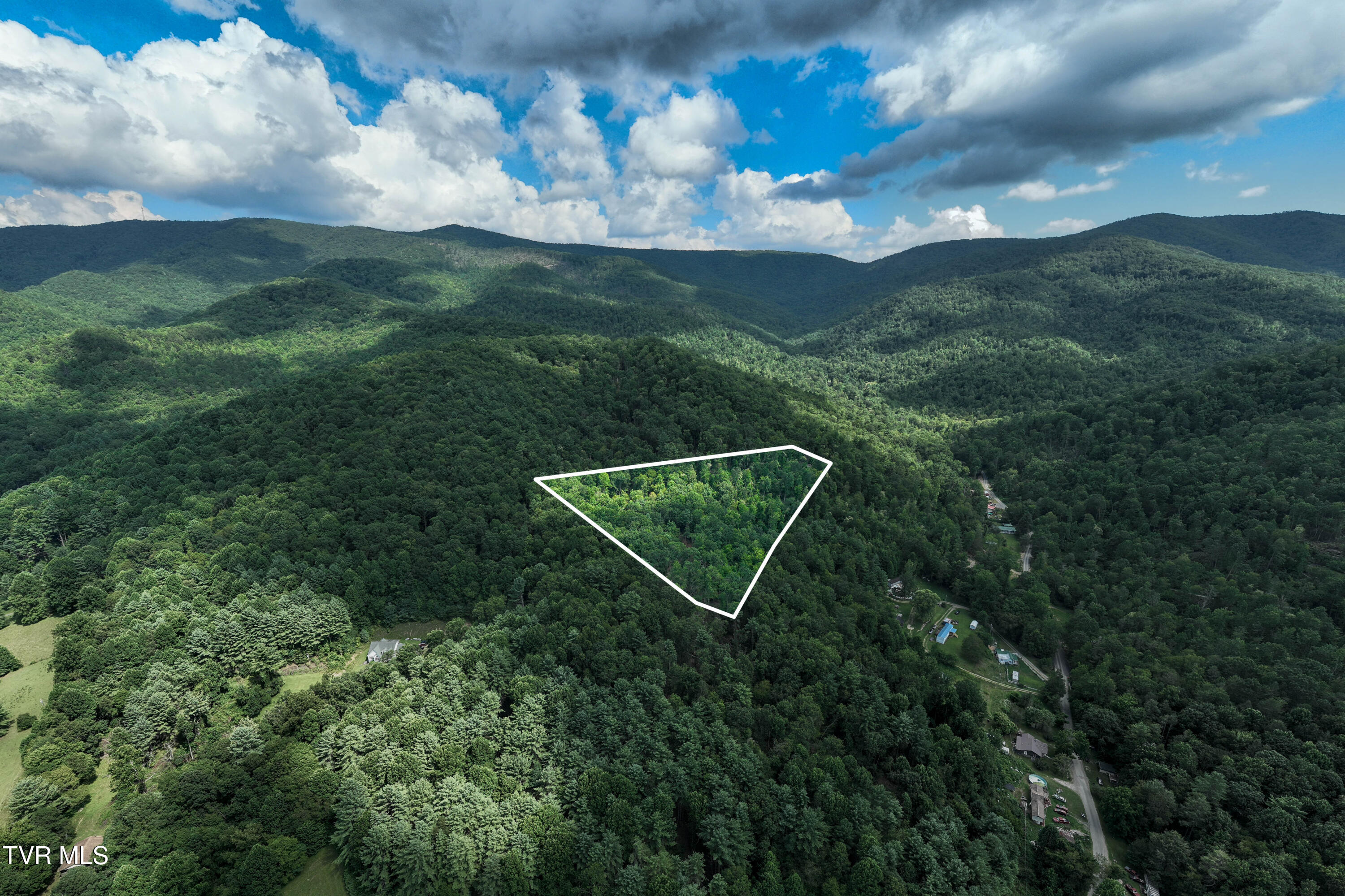 Tbd East Crackers Neck Road, Unit 6 Mountain City, TN 37683 - Photo 3 of 34 TBD Crackers Neck Road (1 of 34)