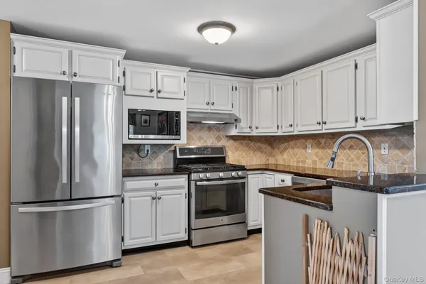 $575,000 | 1 Pommel Drive, Newburgh, NY 12550