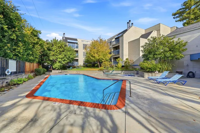 $818,000 | 35 West 20th Avenue, Unit 109, San Mateo, CA 94403