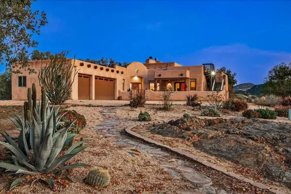 $1,200,000 | 31907 Calle El Potrero, Pauma Valley, CA 92061