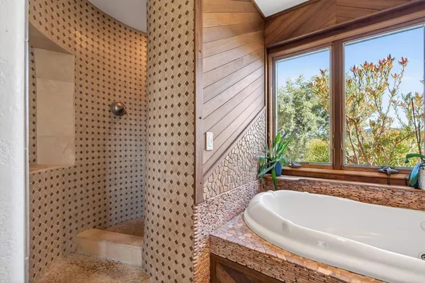 $1,200,000 | 31907 Calle El Potrero, Pauma Valley, CA 92061