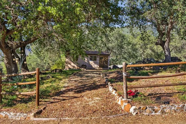 $1,200,000 | 31907 Calle El Potrero, Pauma Valley, CA 92061
