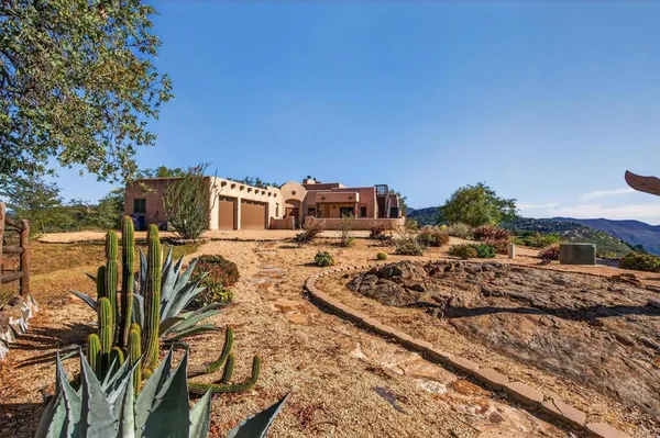 $1,200,000 | 31907 Calle El Potrero, Pauma Valley, CA 92061