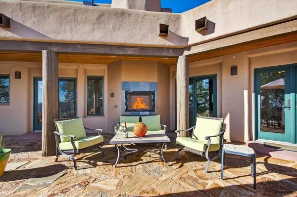 $1,200,000 | 31907 Calle El Potrero, Pauma Valley, CA 92061