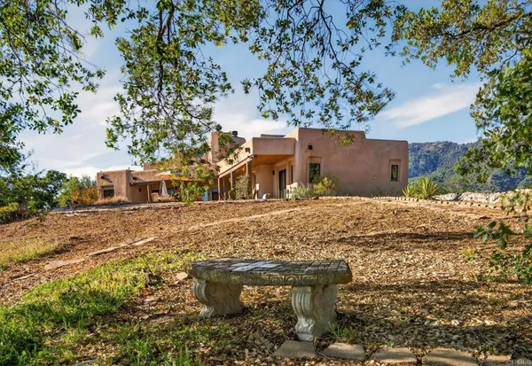 $1,200,000 | 31907 Calle El Potrero, Pauma Valley, CA 92061