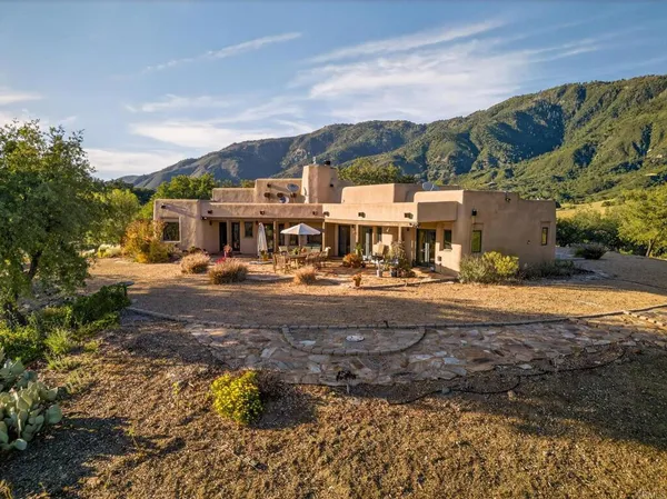 $1,200,000 | 31907 Calle El Potrero, Pauma Valley, CA 92061