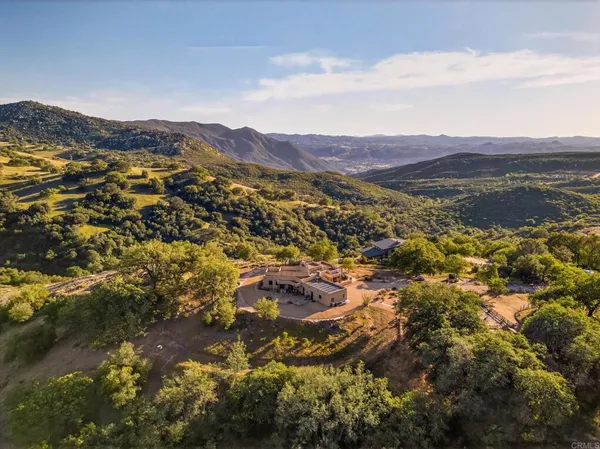 $1,200,000 | 31907 Calle El Potrero, Pauma Valley, CA 92061