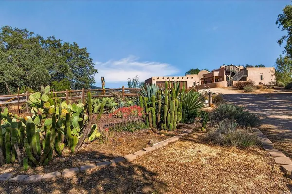 $1,200,000 | 31907 Calle El Potrero, Pauma Valley, CA 92061