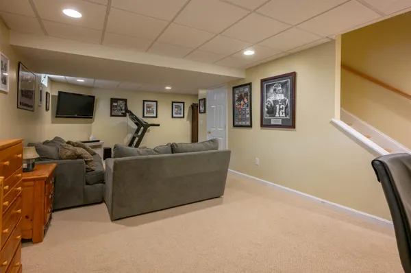 $965,000 | 8 Corliss Road, Windham, NH 03087