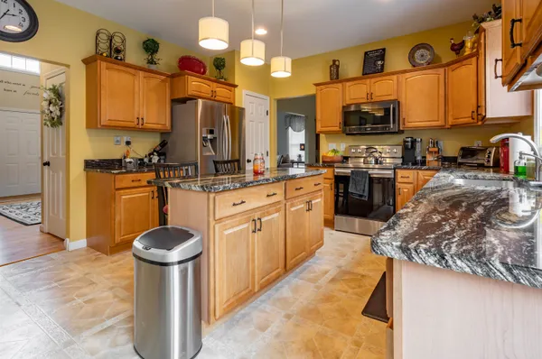 $965,000 | 8 Corliss Road, Windham, NH 03087