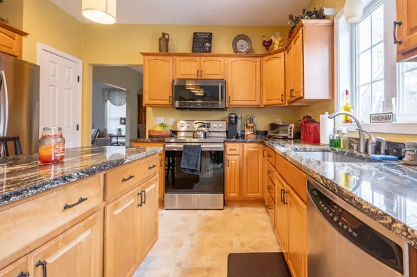 $965,000 | 8 Corliss Road, Windham, NH 03087