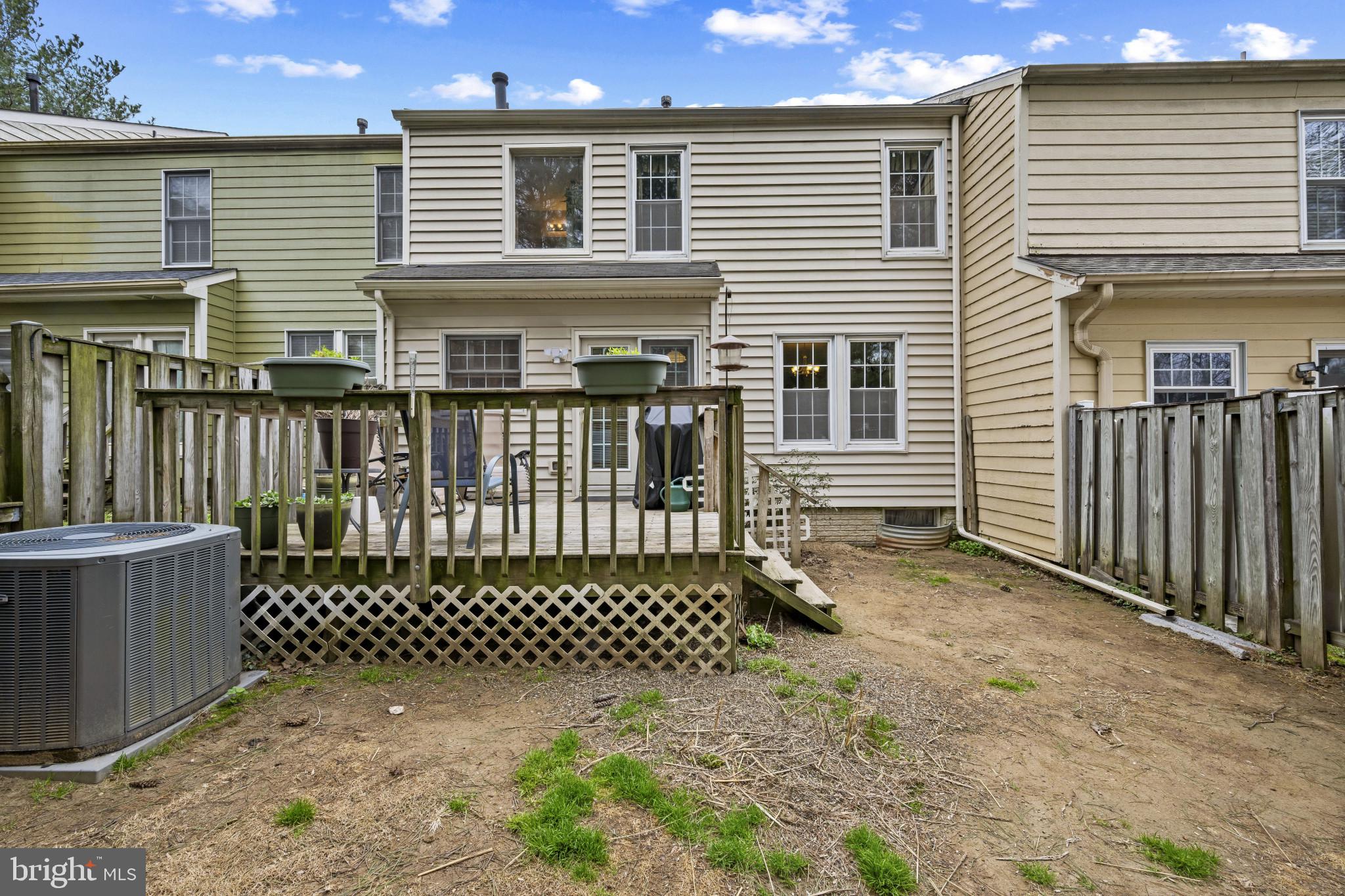5 Wincrest Court Baltimore, MD 21208 - Photo 25 of 30 a front view of a house