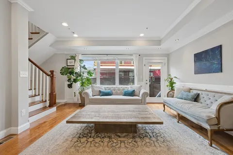 $1,099,000 | 140 School Street, Unit 2, Boston, MA 02119