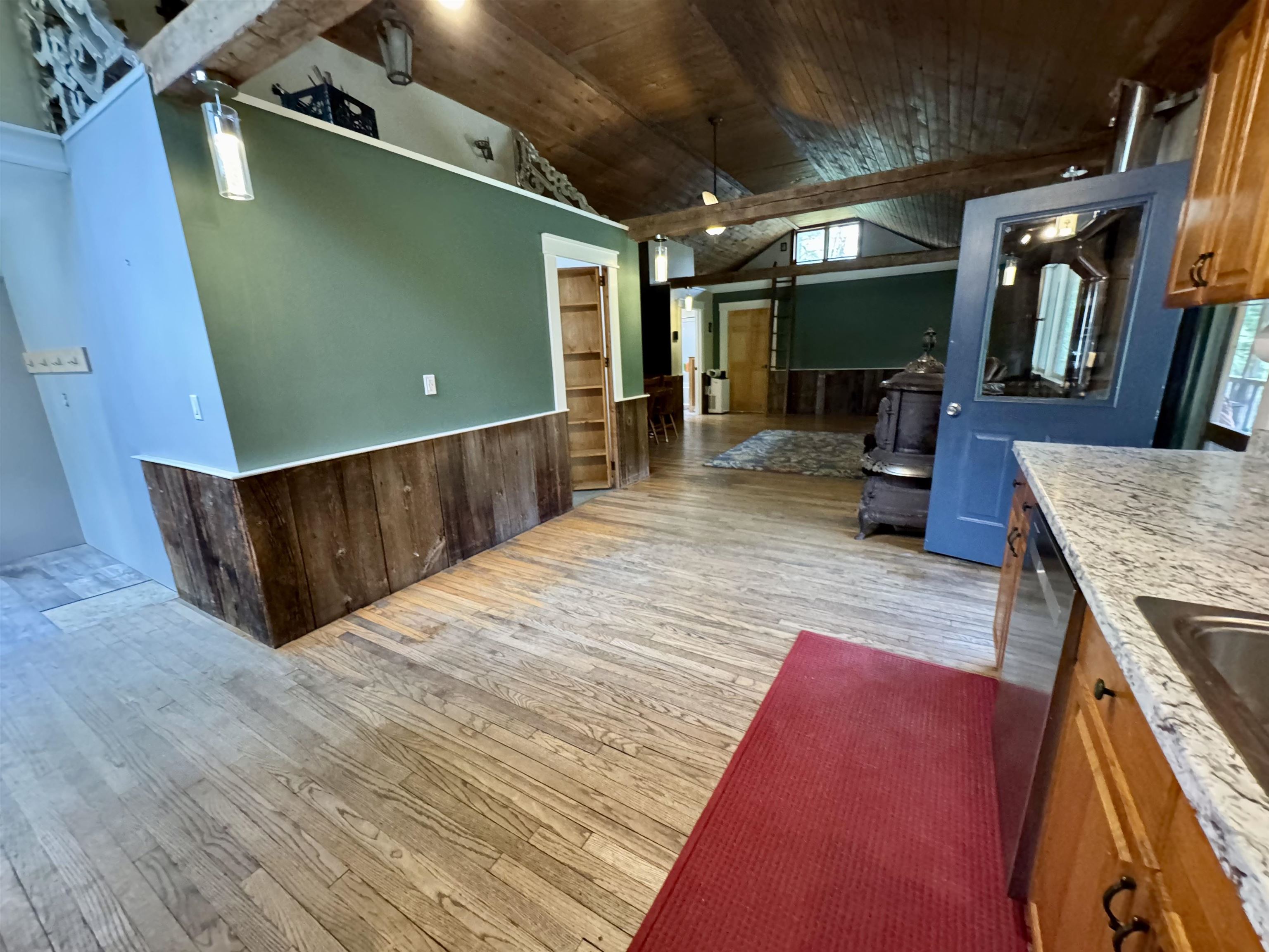 198 Brackett Road Fairlee, VT 05045 - Photo 7 of 53