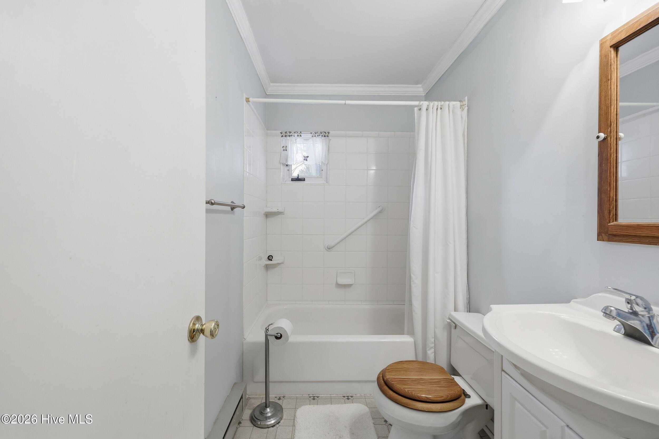 1392 Nixonton Road Elizabeth City, NC 27909 - Photo 24 of 57 Hall Bath