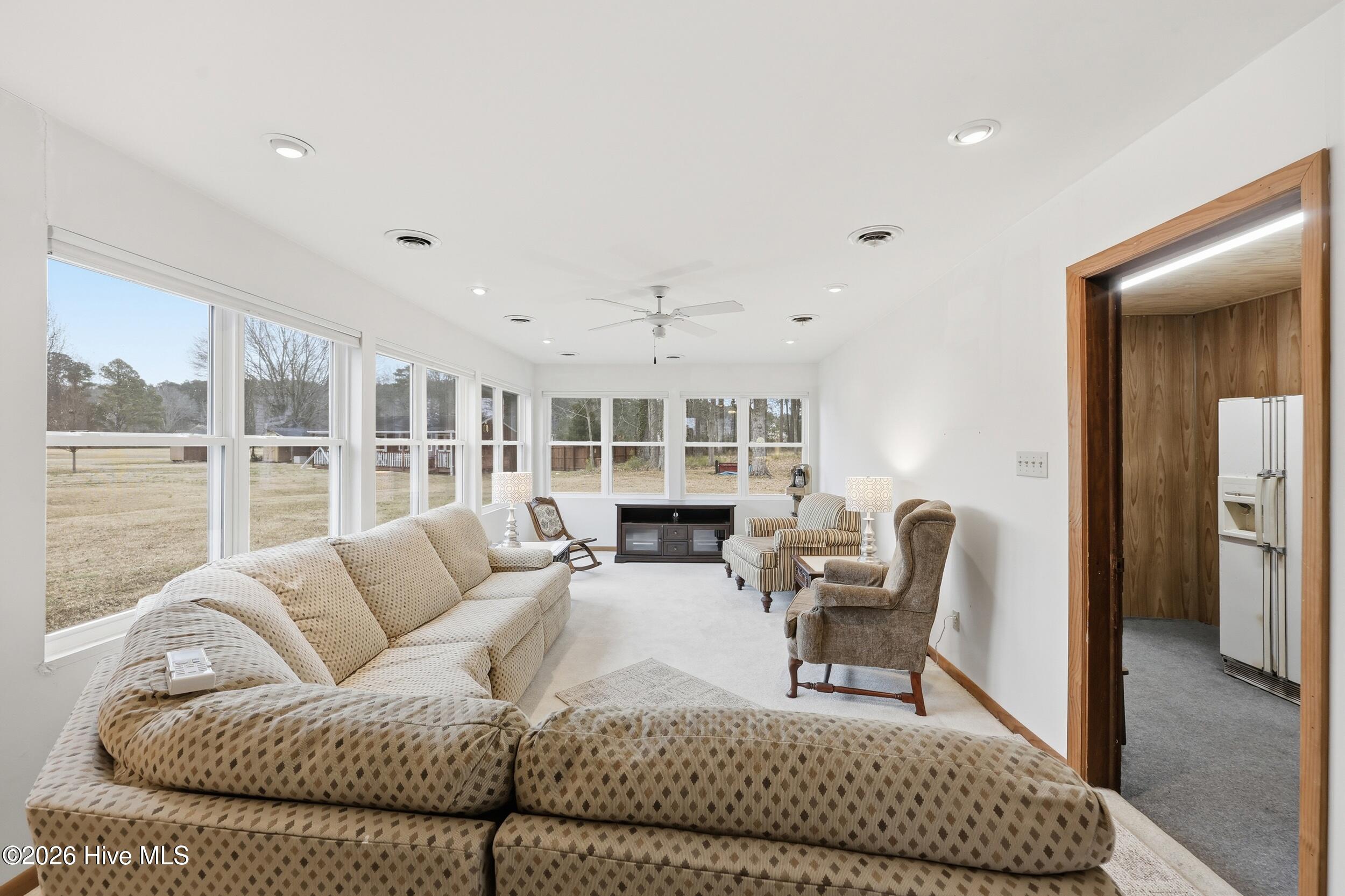 1392 Nixonton Road Elizabeth City, NC 27909 - Photo 4 of 57 Sunroom