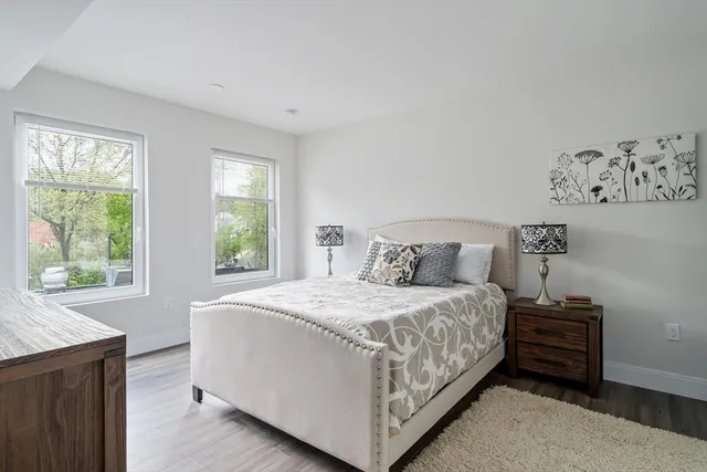 $2,750 | 317 Belgrade Avenue, Unit 303, Boston, MA 02131