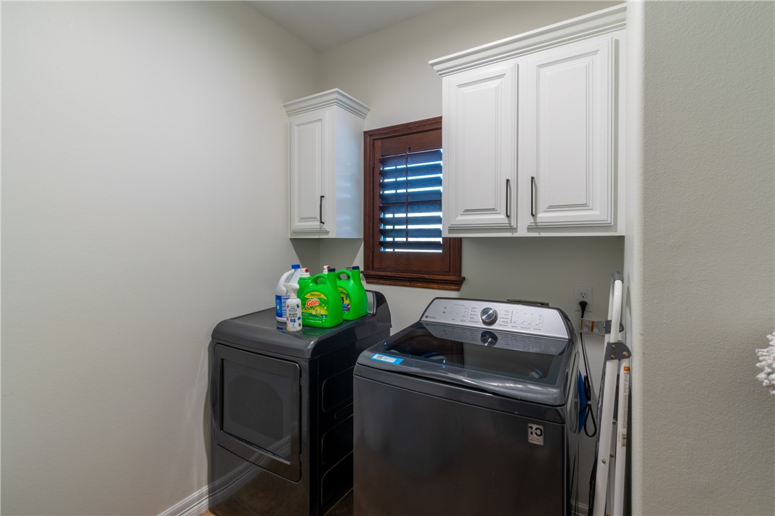 108 County Road 1601 Alice, TX 78332 - Photo 24 of 32