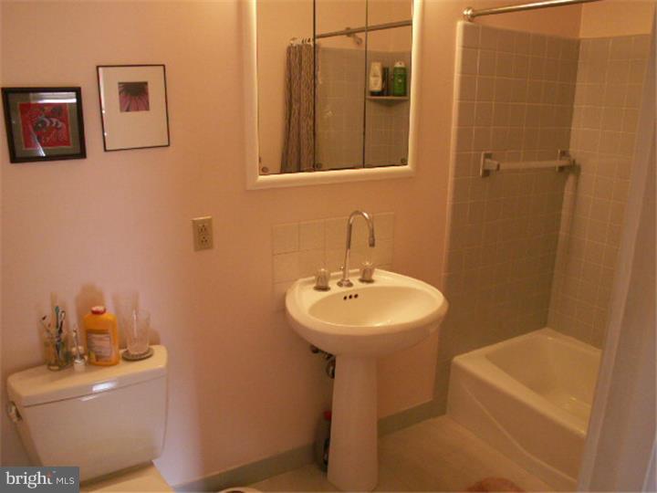 506 Ott Road Bala Cynwyd, PA 19004 - Photo 18 of 24 Master Bathroom