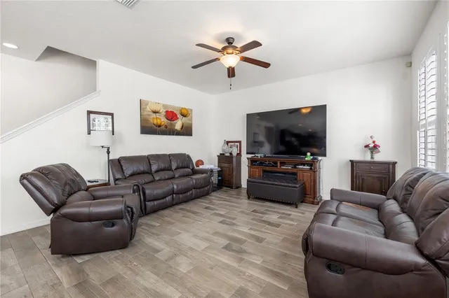 $579,900 | 1565 Feather Grass Loop, Lutz, FL 33558